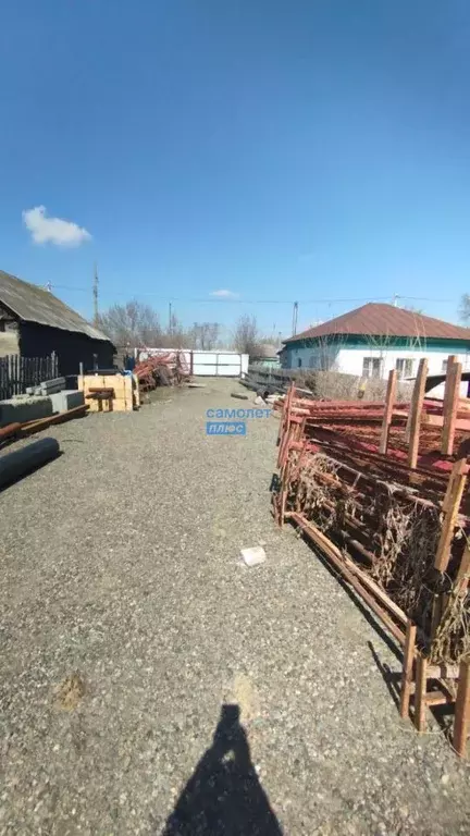 Участок в Алтайский край, Бийск городской округ, пос. Нагорный ул. ... - Фото 1