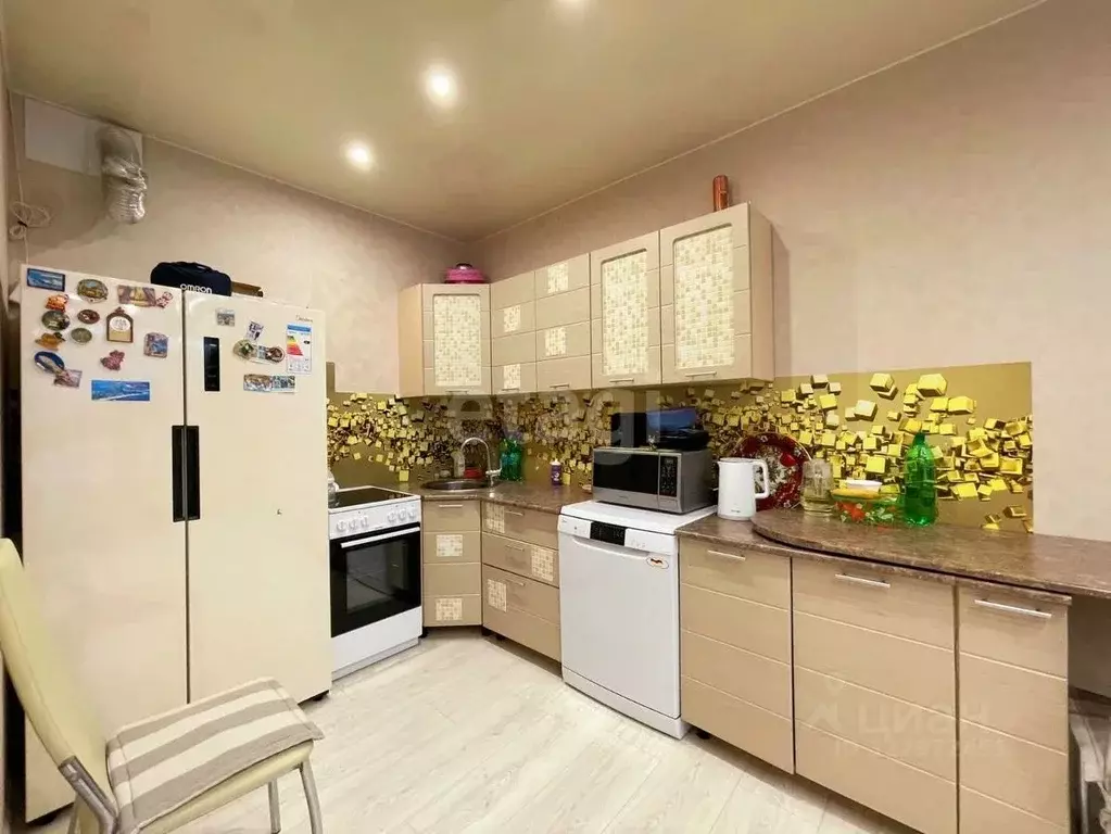 2-к кв. Коми, Сыктывкар Тентюковская ул., 304 (65.5 м) - Фото 1