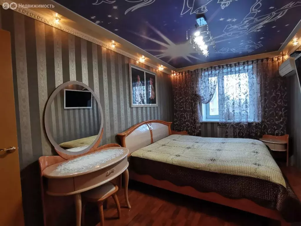 3-комнатная квартира: Казань, улица Академика Павлова, 25 (64 м) - Фото 1