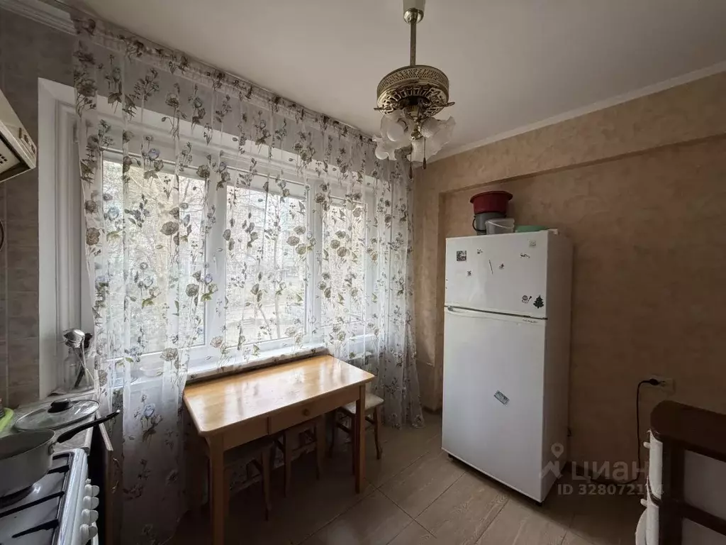 2-к кв. Краснодарский край, Сочи ул. Макаренко, 45 (50.0 м) - Фото 2