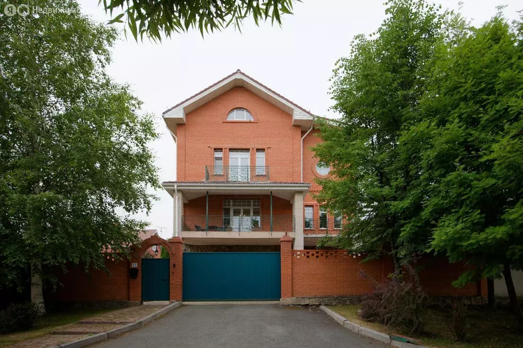 Дом в Екатеринбург, Колокольная улица, 55 (365 м) - Фото 1