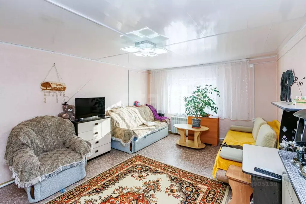 Дом в Тюменская область, Исетский муниципальный округ, с. Рафайлово ... - Фото 1