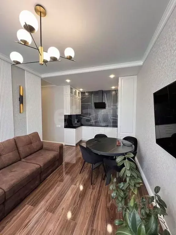 2-к кв. Тюменская область, Тюмень ул. Краснооктябрьская, 14 (65.0 м) - Фото 2