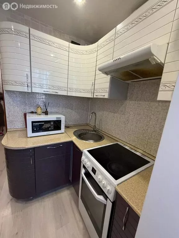 2-комнатная квартира: Уссурийск, Владивостокское шоссе, 111 (43.8 м) - Фото 2