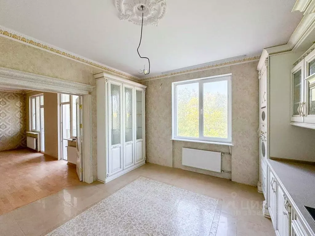4-к кв. Крым, Симферополь ул. Севастопольская, 41 (150.1 м) - Фото 1