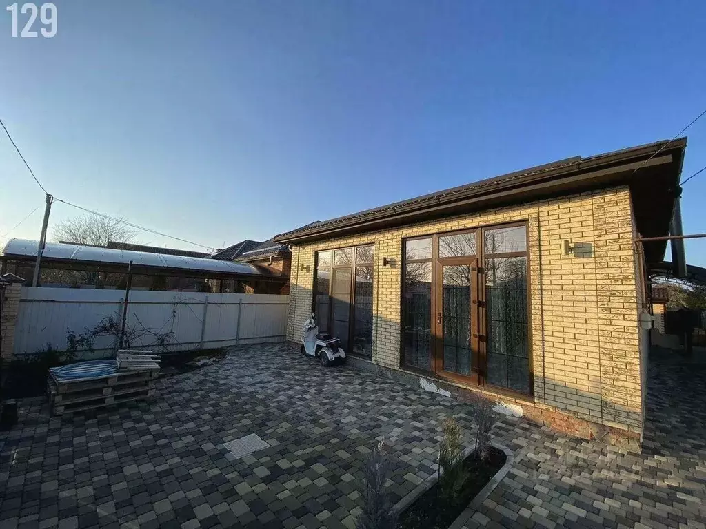 Дом в Краснодарский край, Усть-Лабинск ул. Карла Либкнехта (106 м) - Фото 2