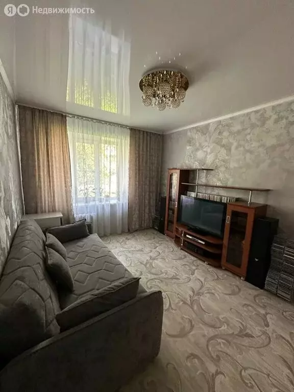 3-комнатная квартира: Новокузнецк, улица Хитарова, 28 (45.8 м) - Фото 0