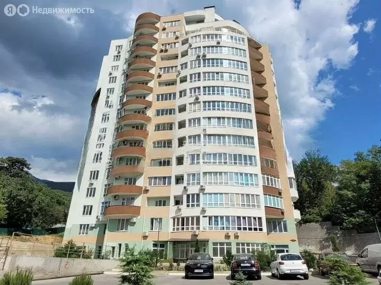 3-комнатная квартира: Массандра, Южнобережное шоссе, 1А (130 м) - Фото 1