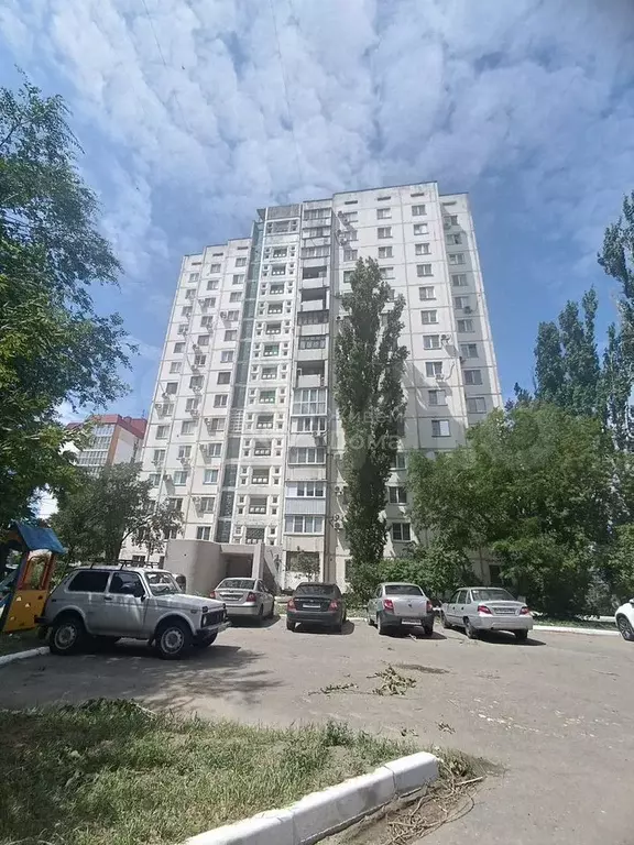 4-к. квартира, 90 м, 3/14 эт. - Фото 1