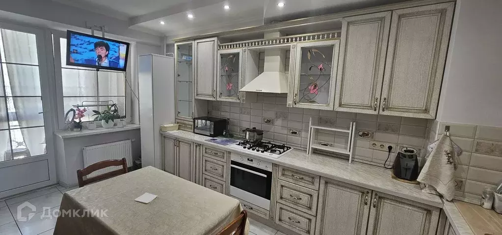 Продаётся 2-к квартира, 76 м - Фото 0