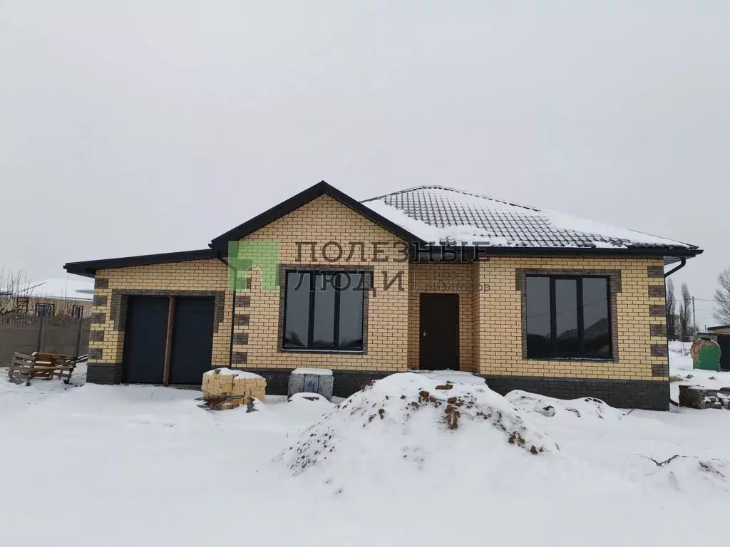 Дом в Белгородская область, Белгородский район, Дубовское с/пос, пос. ... - Фото 1