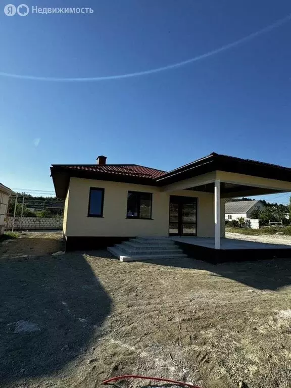 Дом в село Скалистое, Весенняя улица, 1 (130 м) - Фото 1