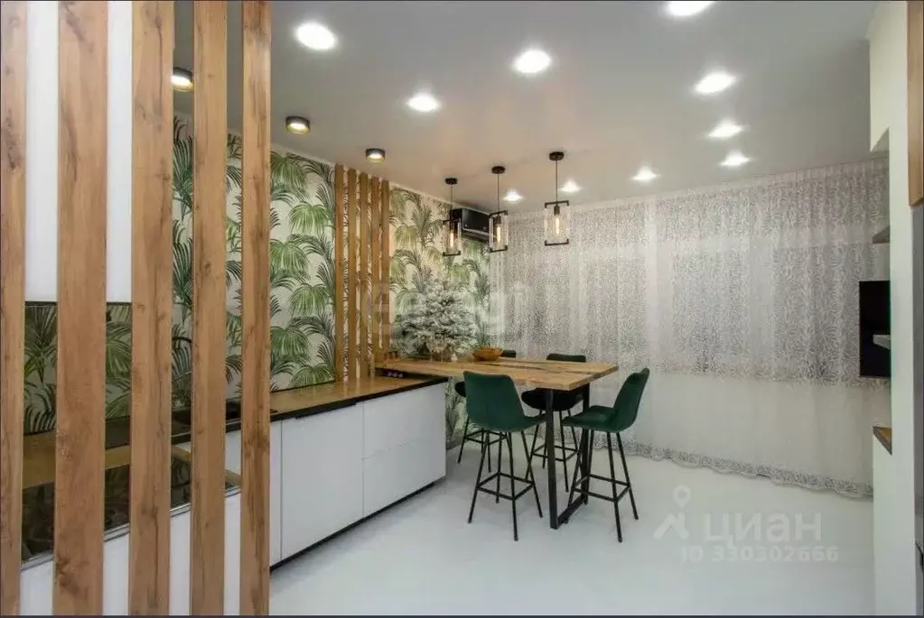 2-к кв. Тюменская область, Тюмень ул. Тимофея Чаркова, 79к2 (62.0 м) - Фото 1