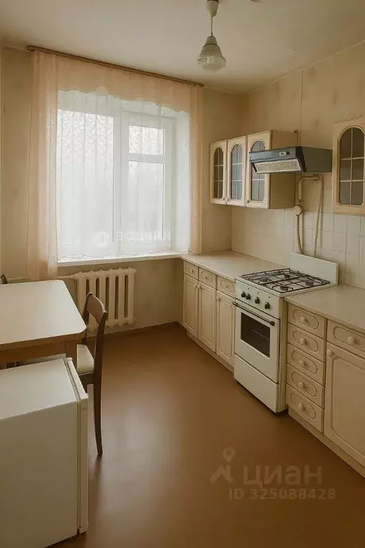 3-к кв. Чувашия, Чебоксары ул. Кадыкова, 32 (70.0 м) - Фото 1