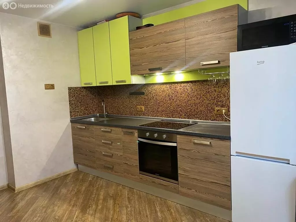 1-комнатная квартира: Омск, бульвар М.М. Кузьмина, 27 (36.1 м) - Фото 0