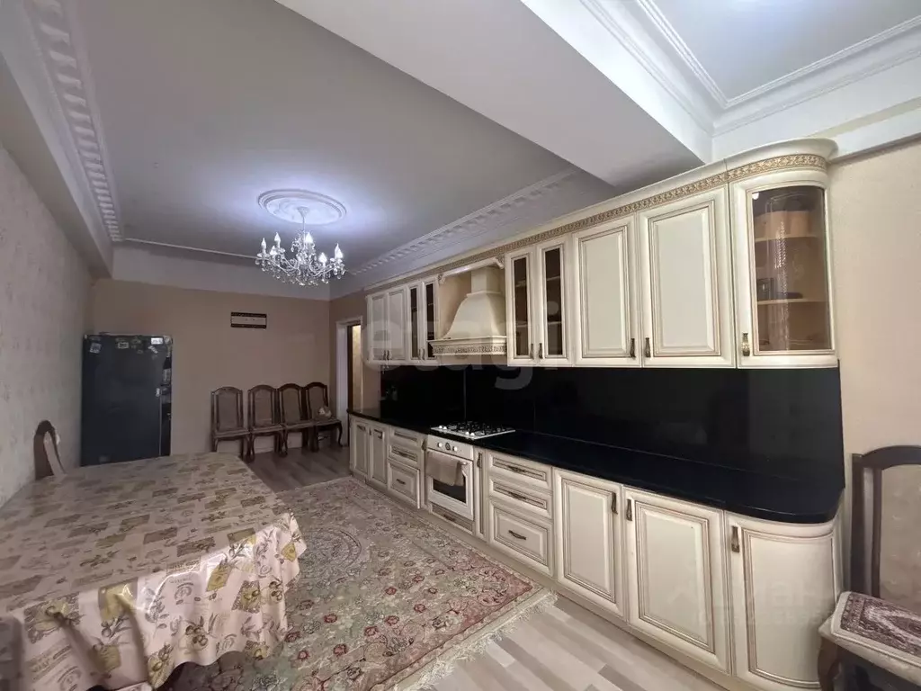 1-к кв. Дагестан, Махачкала ул. Зои Космодемьянской, 44 (80.0 м) - Фото 1