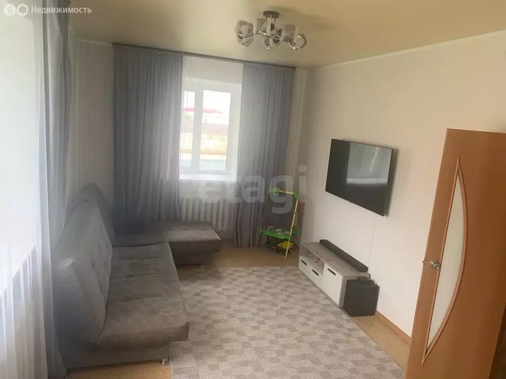 2-комнатная квартира: Ялуторовск, улица Революции, 190А (54 м) - Фото 2