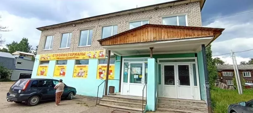 Помещение свободного назначения в Пермский край, Красновишерск ул. ... - Фото 1