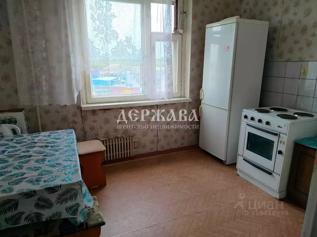 1-к кв. Белгородская область, Старый Оскол Восточный мкр, 14 (37.0 м) - Фото 0
