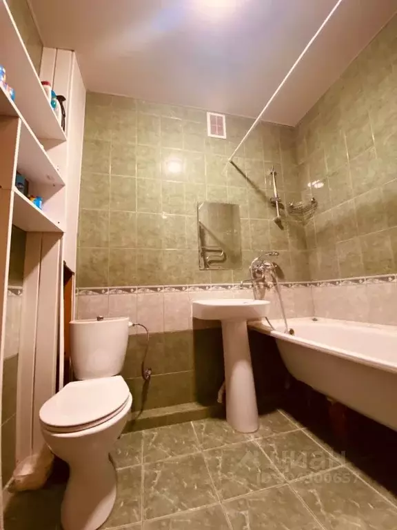 1-к кв. Адыгея, Тахтамукайский район, Яблоновский пгт пер. 1-й ... - Фото 2