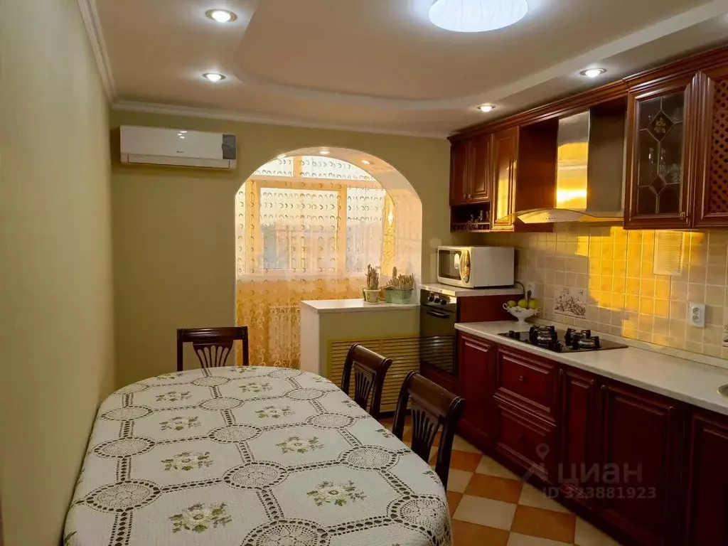 3-к кв. Краснодарский край, Темрюк ул. Анджиевского (78.2 м) - Фото 1