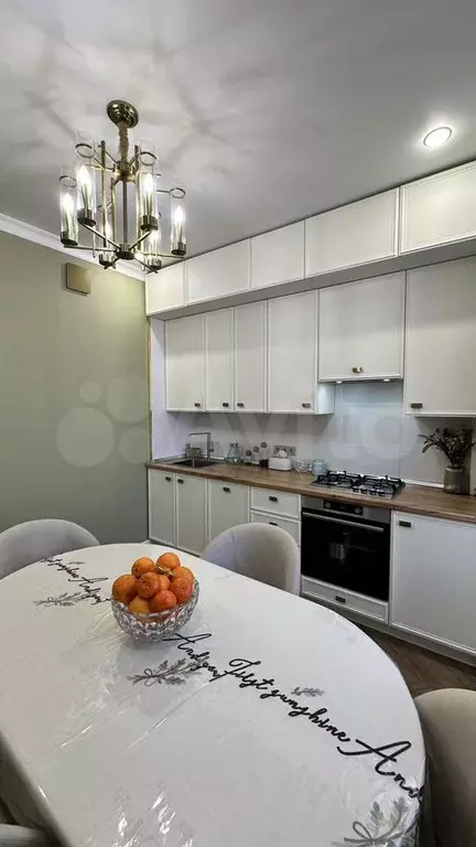 2-к. квартира, 60 м, 3/10 эт. - Фото 0