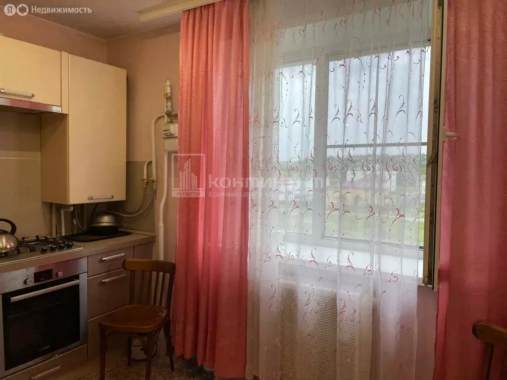 2-комнатная квартира: Лакинск, улица 21-го Партсъезда, 20 (62 м) - Фото 0