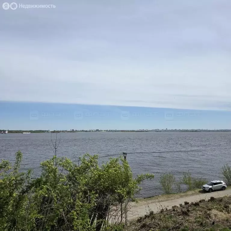 Участок в село Верхний Услон, Советская улица (3.3 м) - Фото 1
