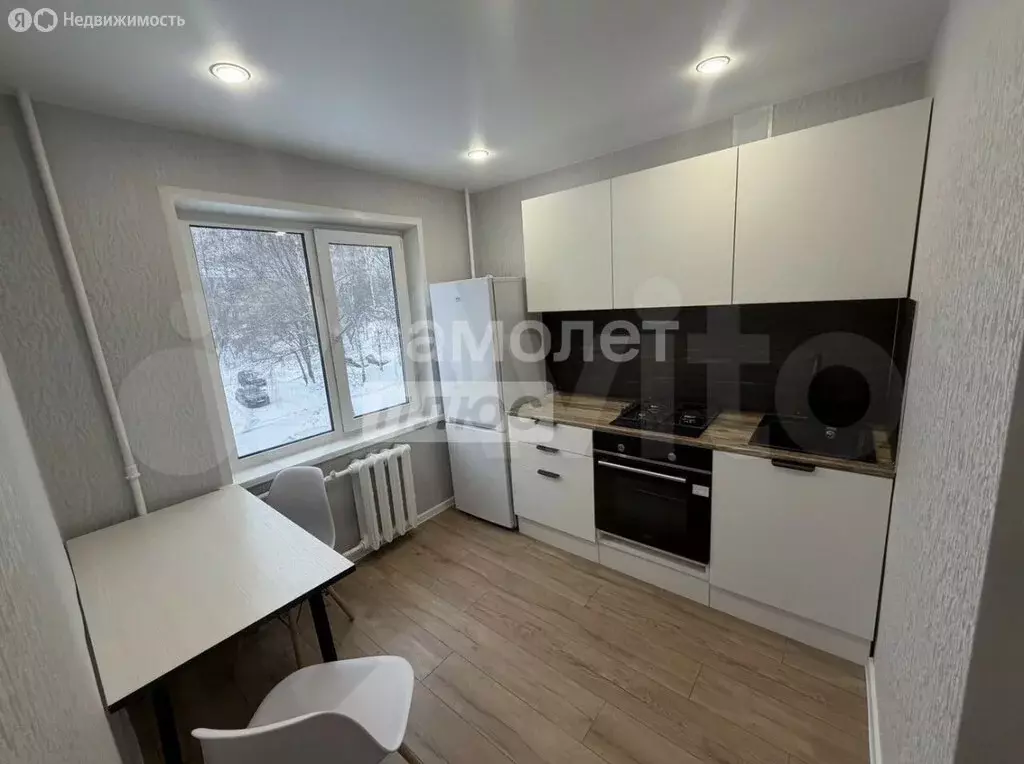 2-комнатная квартира: Ижевск, улица Дзержинского, 35 (45.1 м) - Фото 1