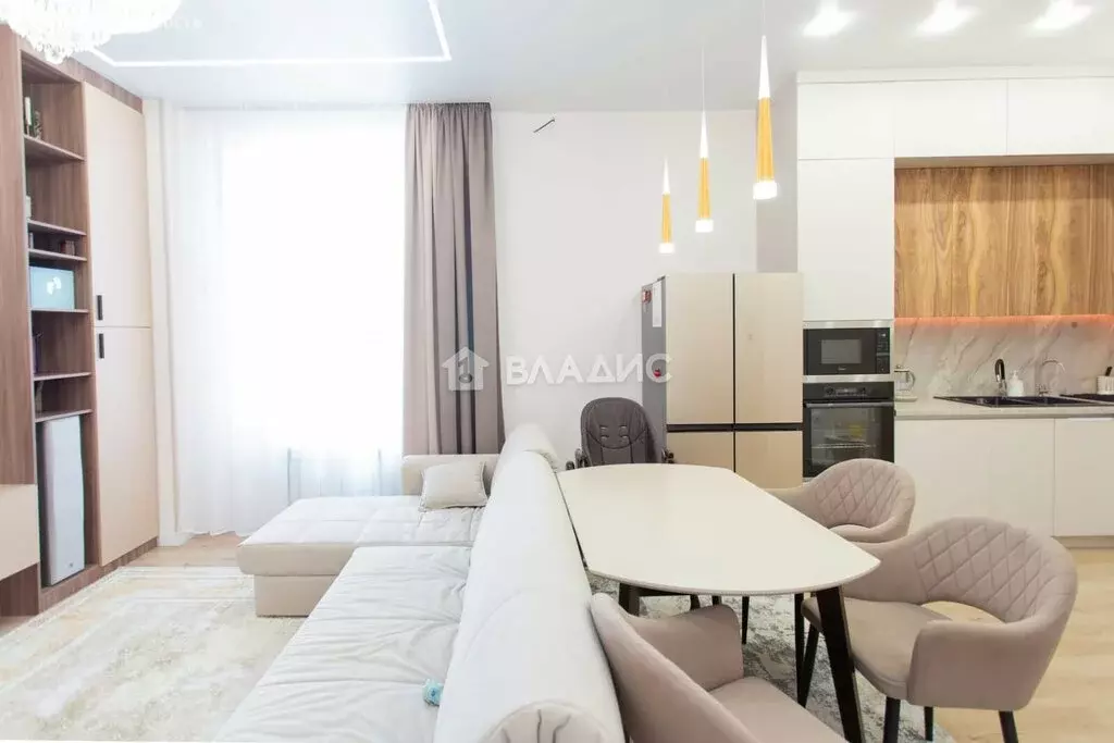 3-комнатная квартира: Тобольск, Октябрьская улица, 19А (110 м) - Фото 2