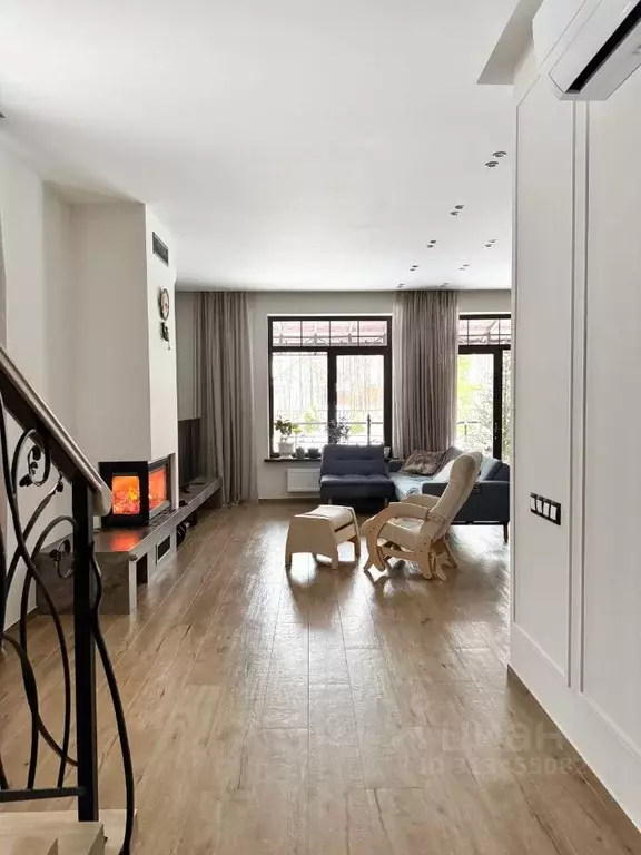 Дом в Пермский край, Пермь Новобродовский мкр, ул. Виноградная, 50А ... - Фото 1