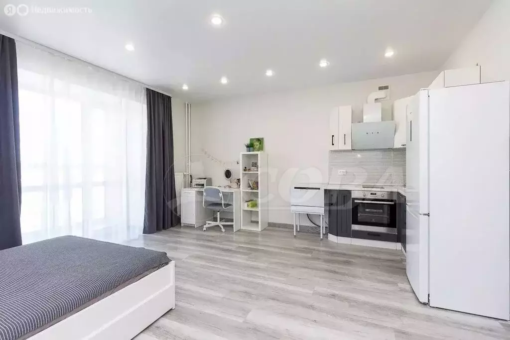 Квартира-студия: Тюмень, Комбинатская улица, 54к2 (33 м) - Фото 1