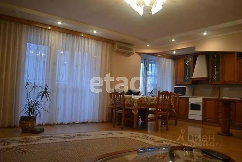 3-к кв. Приморский край, Владивосток ул. Кирова, 16А (120.0 м) - Фото 1
