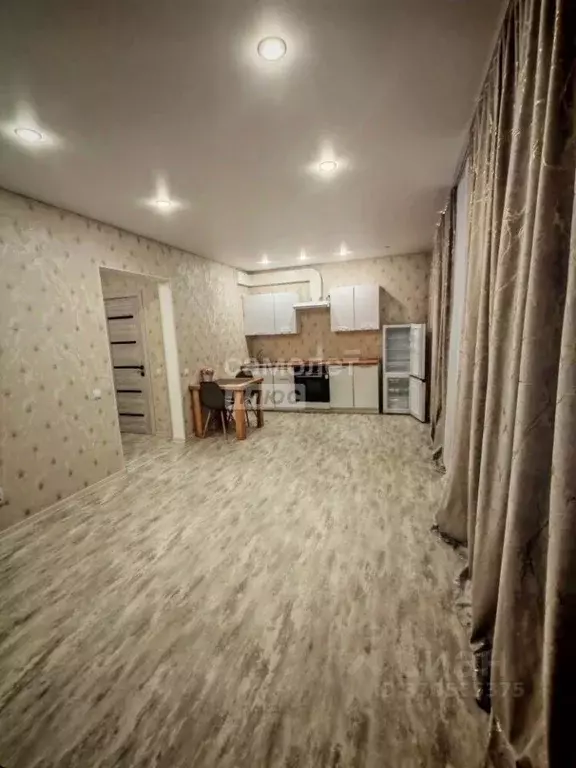 Студия Оренбургская область, Оренбург ул. Автомобилистов, 13 (32.7 м) - Фото 2