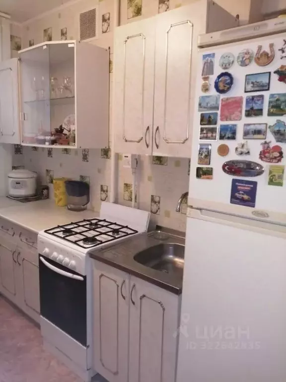 3-к кв. Омская область, Омск просп. Королева, 16 (63.0 м) - Фото 2