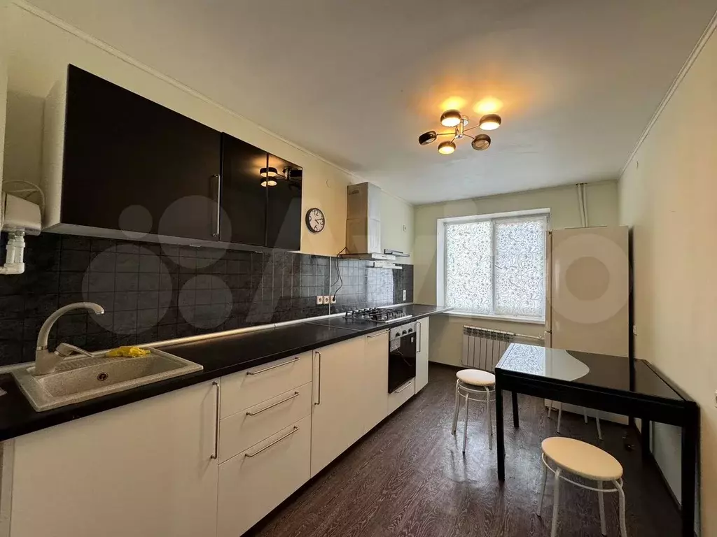 2-к. квартира, 60 м, 10/10 эт. - Фото 0