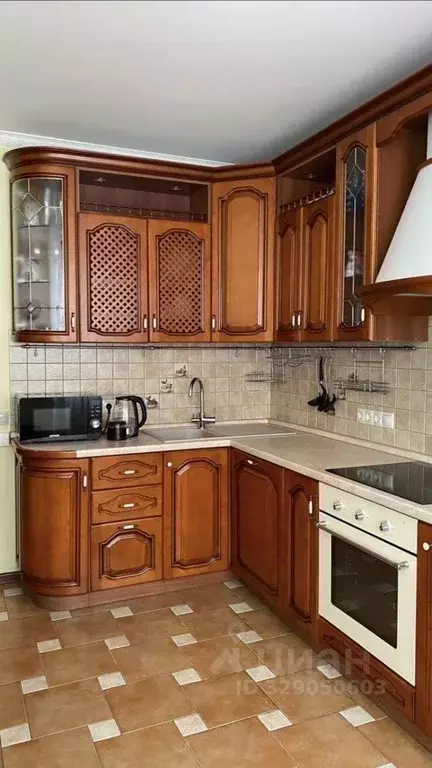 3-к кв. Московская область, Красногорск ул. Имени Зверева, 6 (76.5 м) - Фото 1