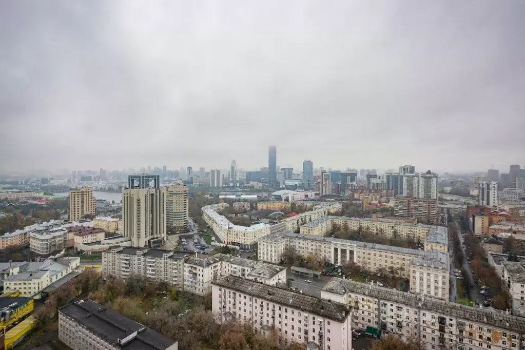 1-к кв. Свердловская область, Екатеринбург ул. Свердлова, 32Б (35.3 м) - Фото 1