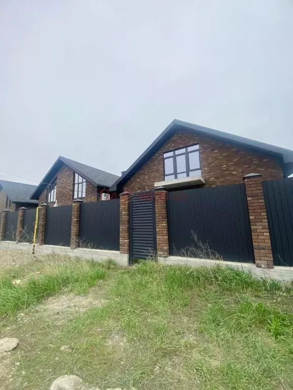 Дом в Ставропольский край, Пятигорск проезд Орешник, 3 (164 м) - Фото 1