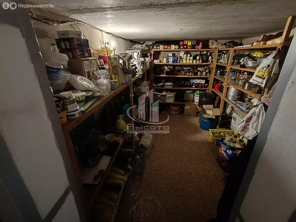 Дом в Калужская область, Дзержинский муниципальный округ, Кондрово ... - Фото 1