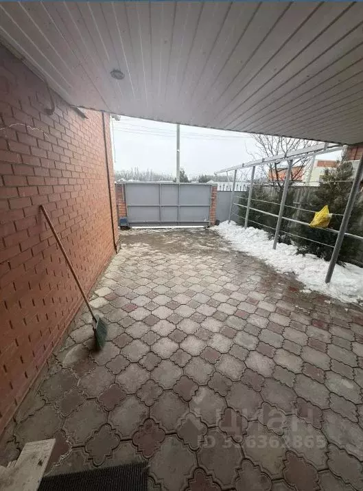 Дом в Краснодарский край, Тихорецк ул. Гоголя, 45 (200 м) - Фото 2