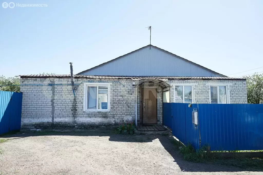 Дом в Ульяновская область, Цильнинское городское поселение, рабочий ... - Фото 1