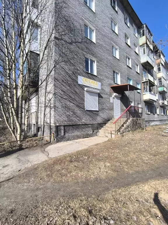 Торговая площадь в Мурманская область, Оленегорск Парковая ул., 19 (81 ... - Фото 1