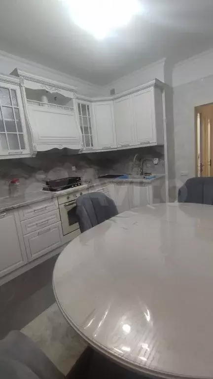 2-к. квартира, 75 м, 1/10 эт. - Фото 0