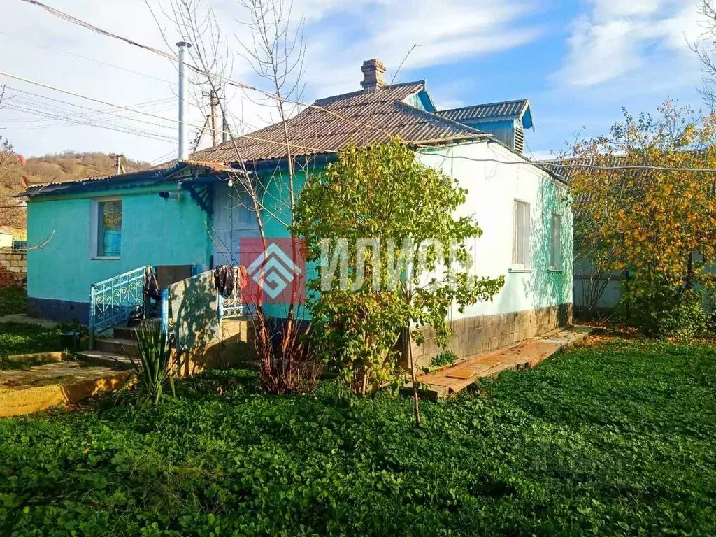 Дом в Крым, Бахчисарайский район, с. Голубинка ул. Дружбы, 22 (70 м) - Фото 2