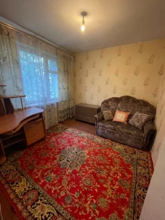 Продается комната в 4-комнатной квартире - Фото 1