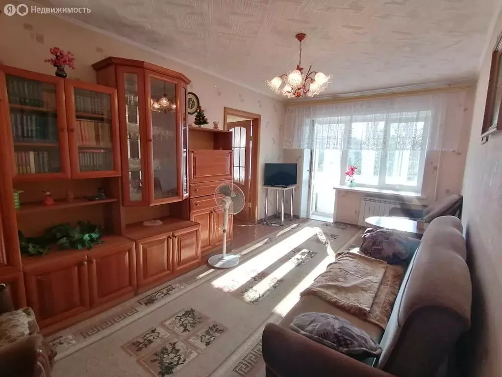 2-комнатная квартира: Алапаевск, улица Павла Абрамова, 21 (41.7 м) - Фото 0