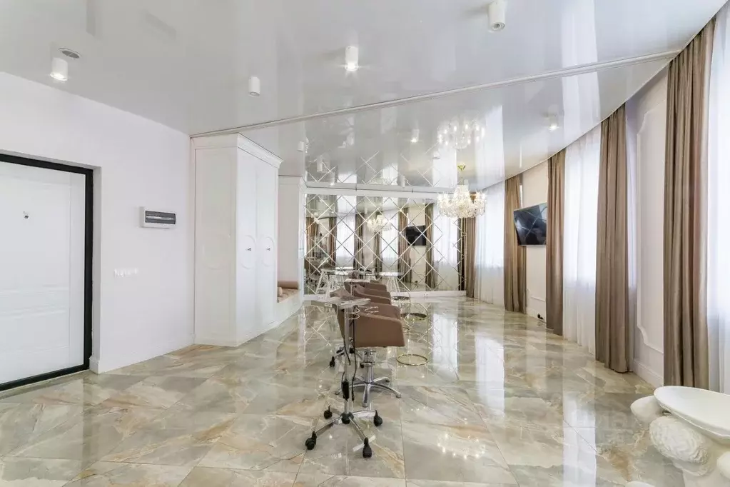 Офис в Свердловская область, Екатеринбург ул. Крестинского, 35 (57 м) - Фото 1