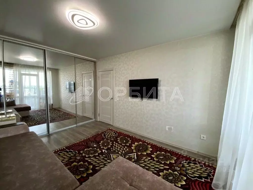 2-к кв. Тюменская область, Тюмень ул. Обдорская, 1 (53.1 м) - Фото 2