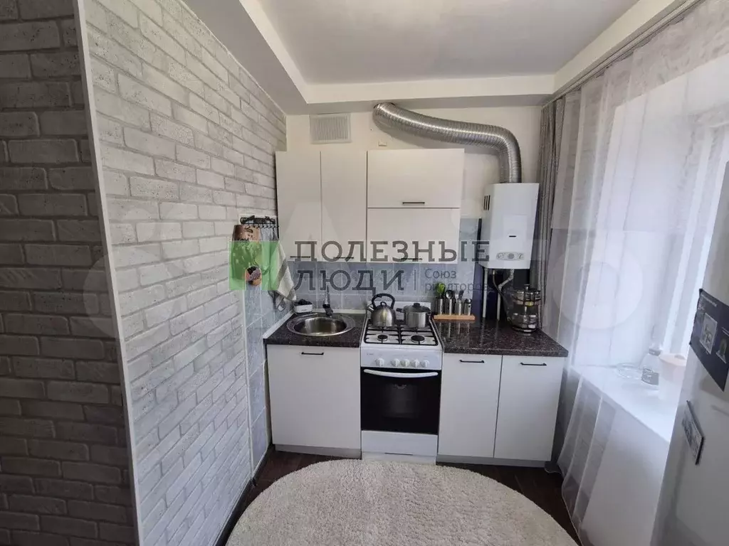 3-к. квартира, 63 м, 1/5 эт. - Фото 0